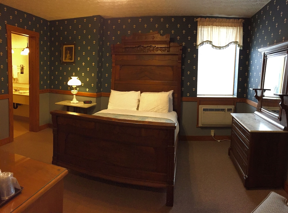 Hotel Millersburg - photo 24