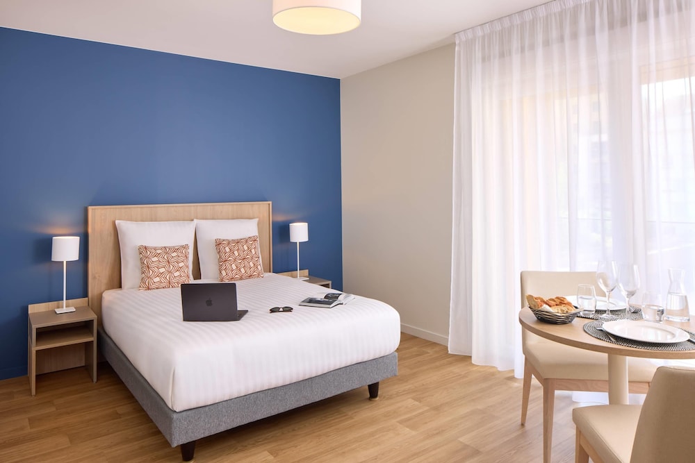 Quality Aparthotel Voiron — Voiron — photo 3