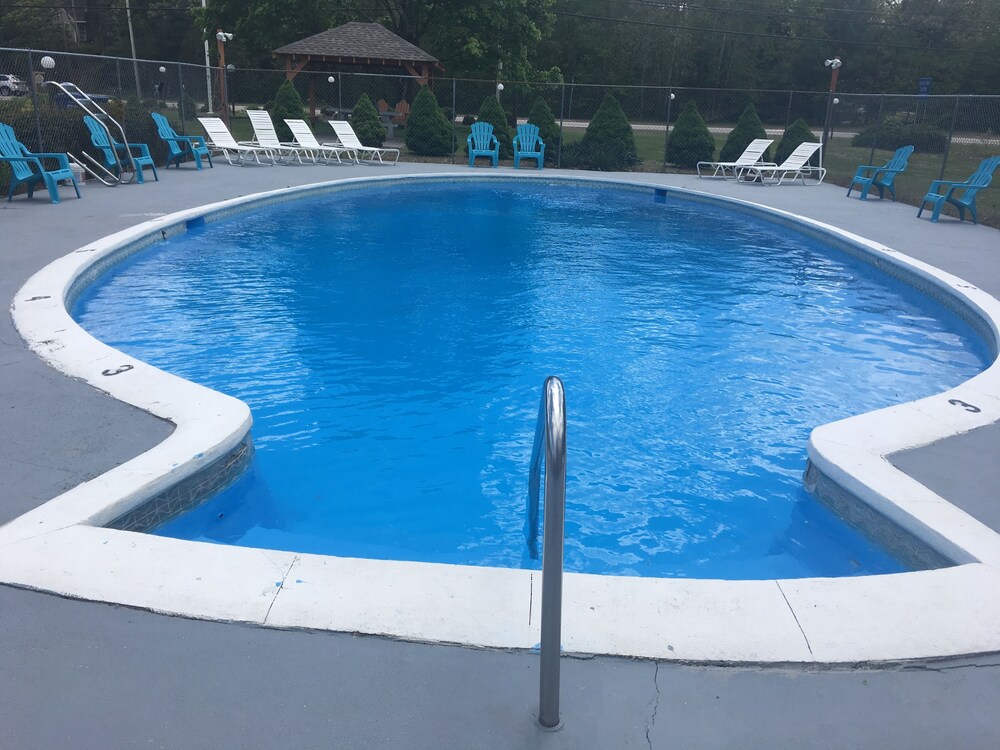 Aquastar Inn in Westerly, United States