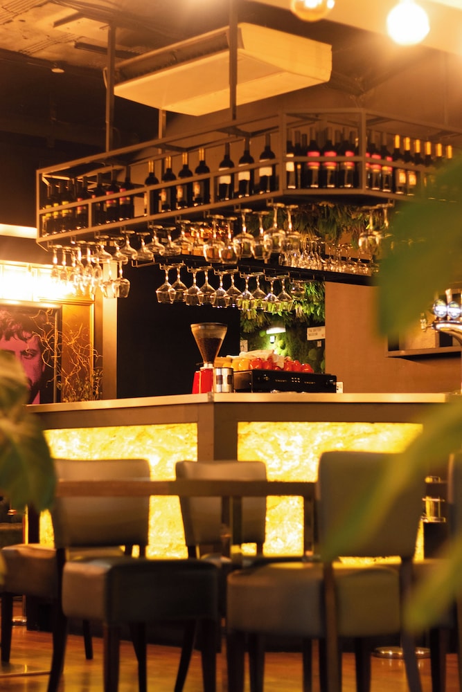 מזון ומשקאות