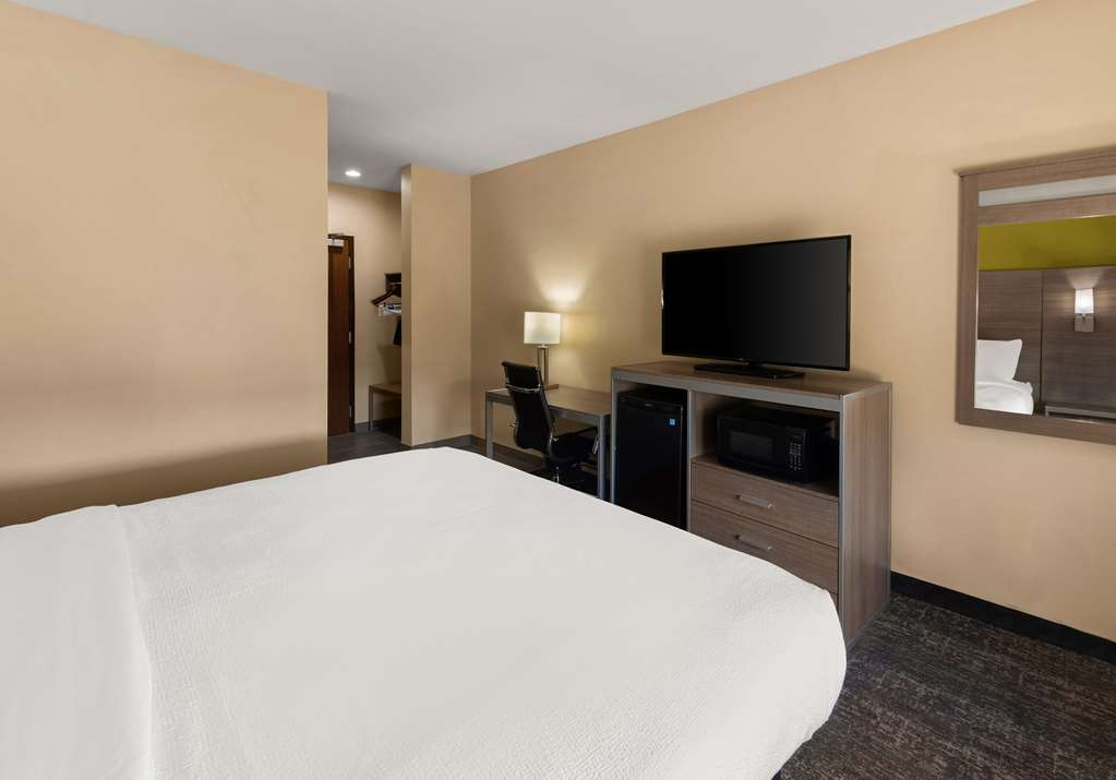 Best Western Adena Inn - photo 33