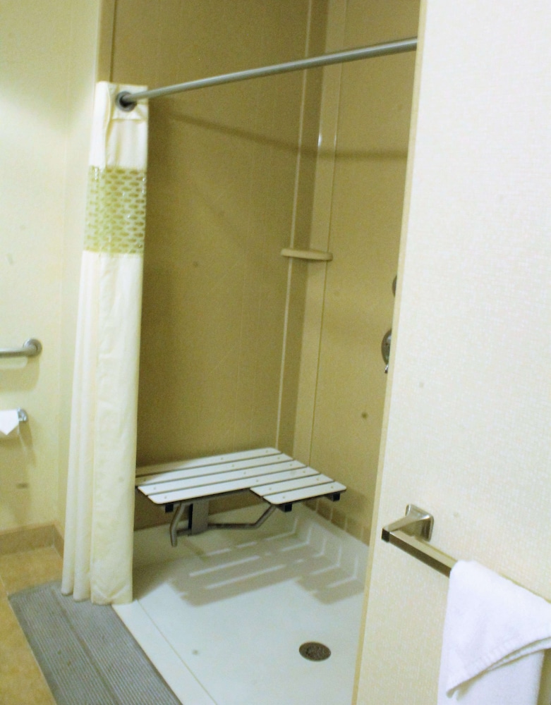 Hampton Inn & Suites New Iberia Avery Island - photo 42