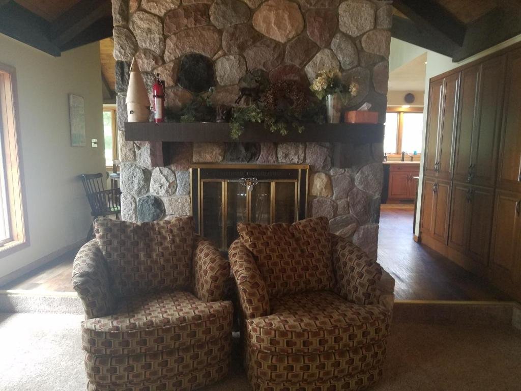 Mercer Lake Resort Cabin #7 — hotel in Woodruff