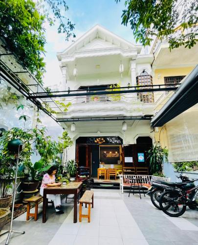 Shark Hostel - last minute hotel in Hue