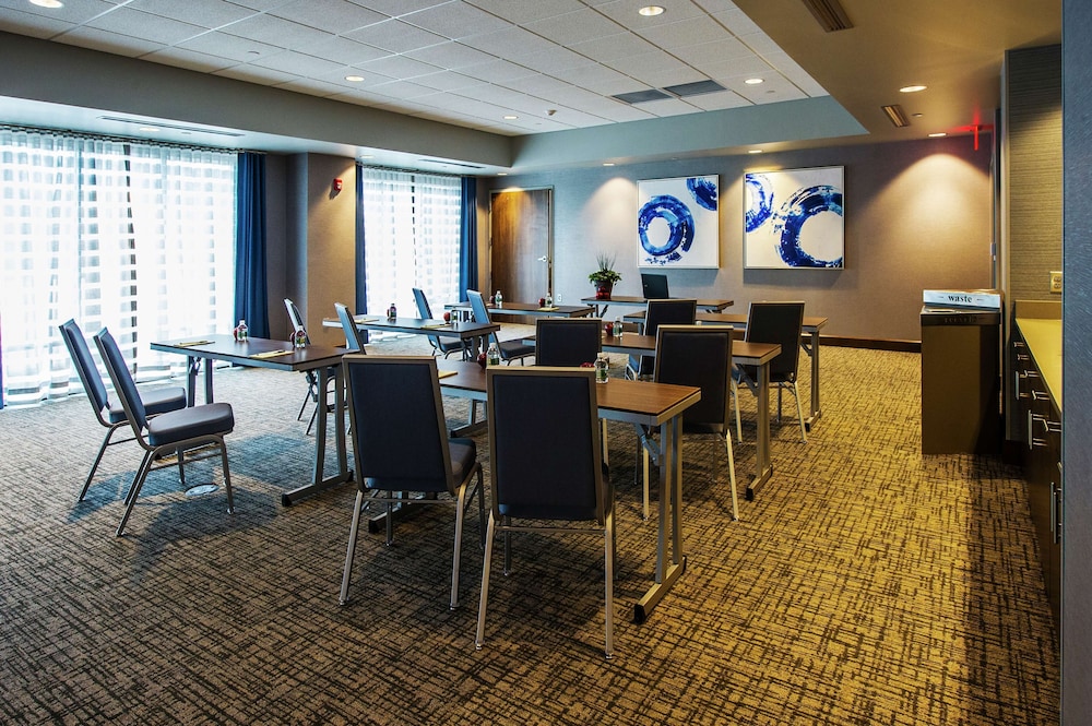 Hampton Inn & Suites Foxborough Mansfield - photo 44