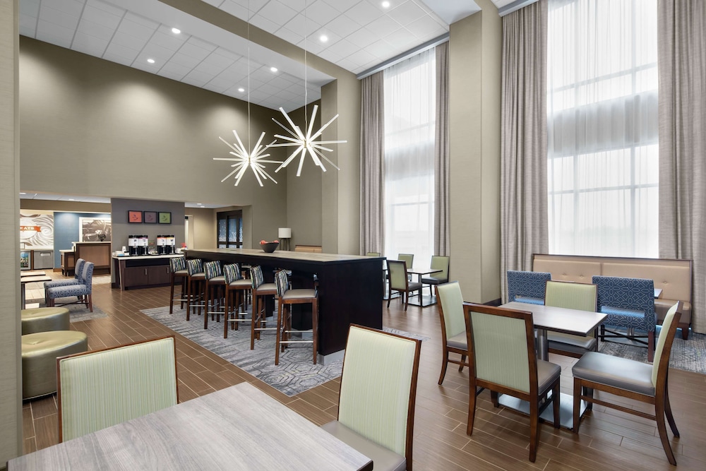 Hampton Inn Sikeston - photo 20