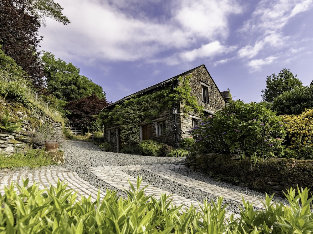 Townfoot Barn — 4-Star Luxury Hotel in Windermere, United Kingdom
