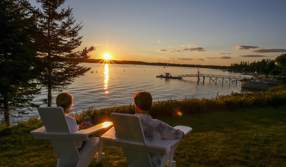 Spruce Point Inn - photo 51