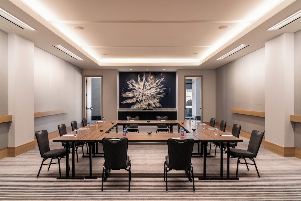 Loews Arlington - photo 79
