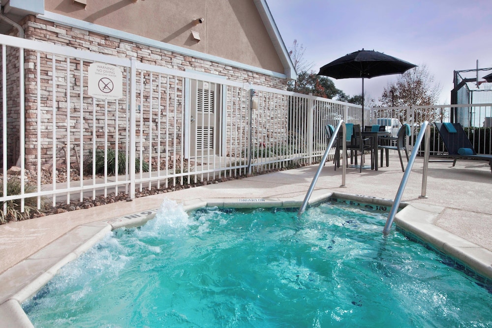 Residence Inn by Marriott San Antonio North Stone Oak - photo 23