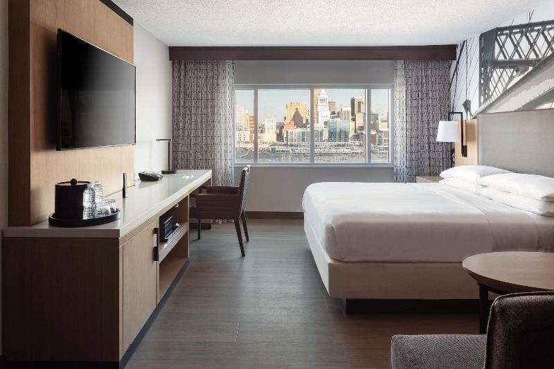 Cincinnati Marriott at RiverCenter - photo 39