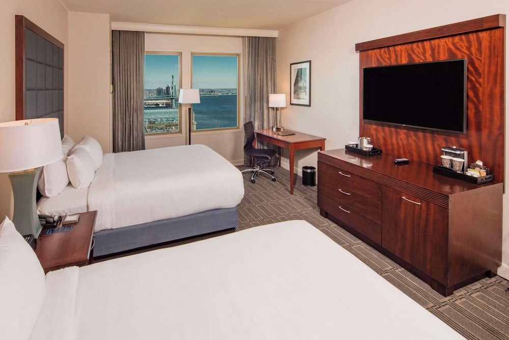 Hilton Philadelphia at Penn's Landing - photo 23