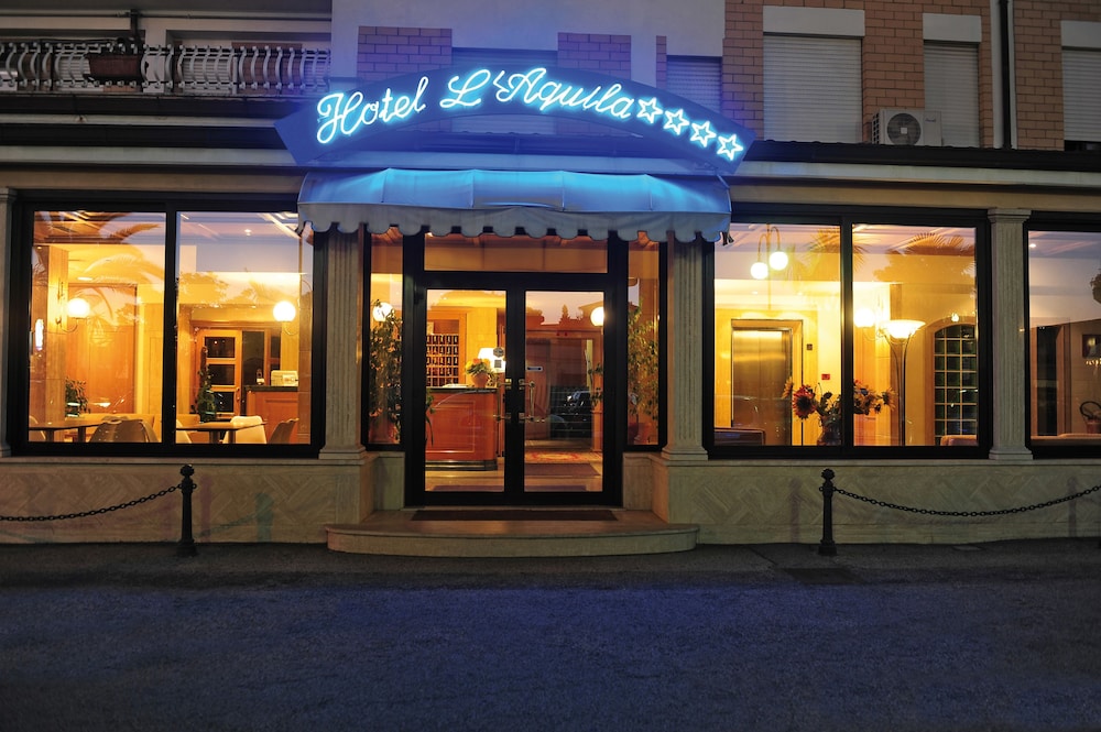 Hotel L'Aquila — hotel in Pomezia