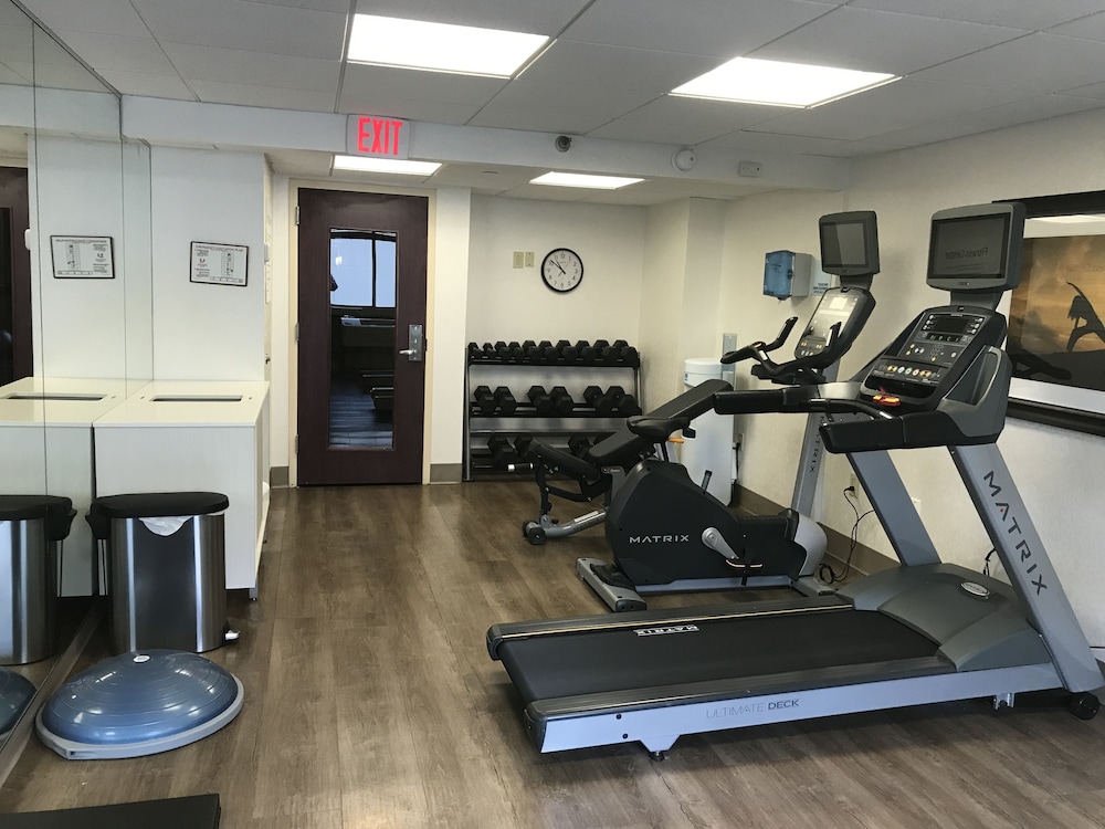 Holiday Inn Express Philadelphia Penns Landing by IHG - photo 41