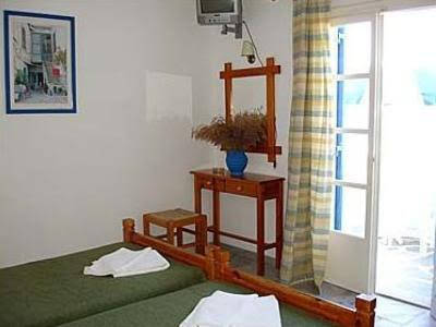 Castello - carbon neutral hotel in Paros