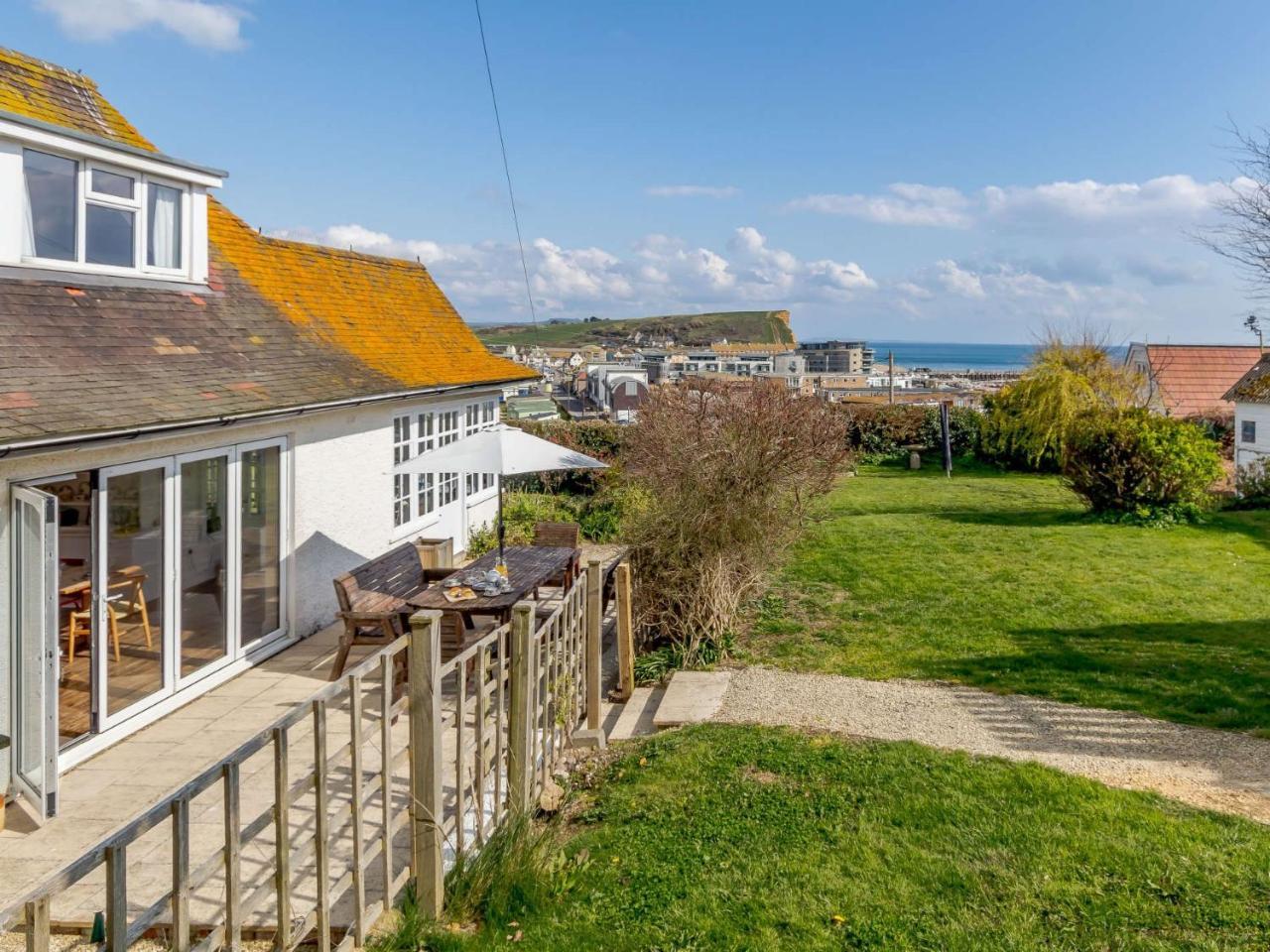 4 Bed in Bridport oc dc083 — 4-Star Luxury Hotel in Bridport, United Kingdom