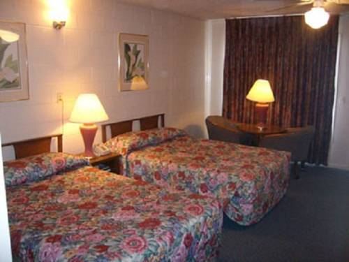 Knights Inn & Suites Canyon TX - photo 12