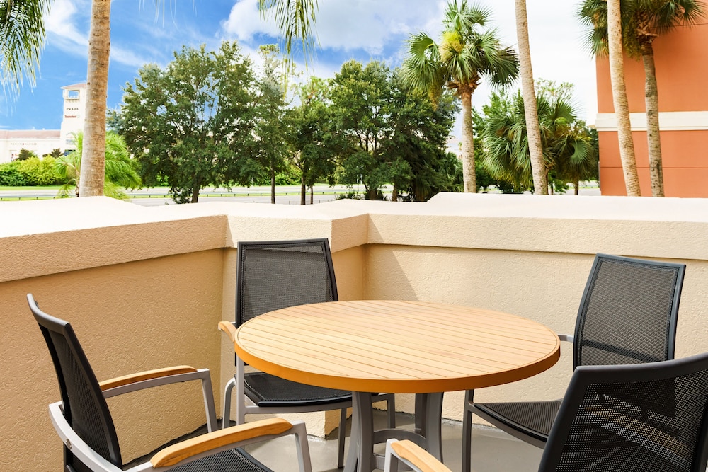 Embassy Suites by Hilton Orlando Lake Buena Vista Resort - photo 13