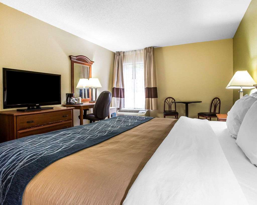 Quality Inn Darien North Brunswick - photo 12