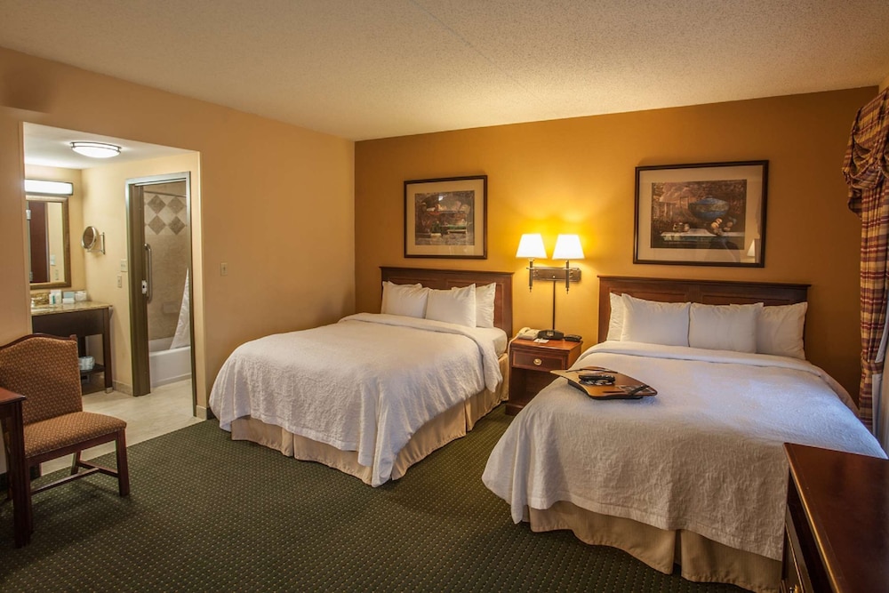 Hampton Inn & Suites Stillwater - photo 22