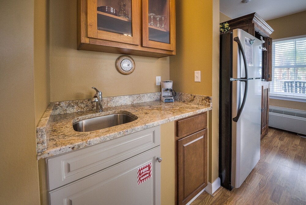 Gulf Place Community - photo 14