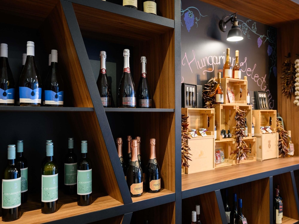 מזון ומשקאות