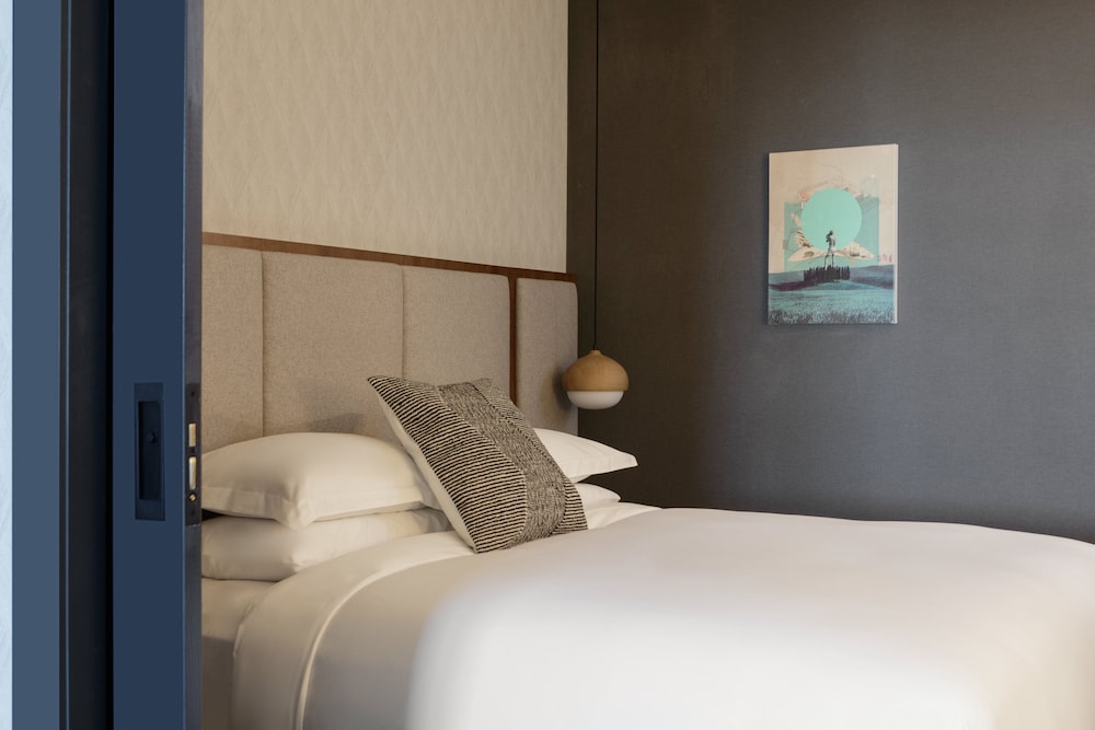 Kimpton Armory Hotel Bozeman an IHG Hotel - photo 5