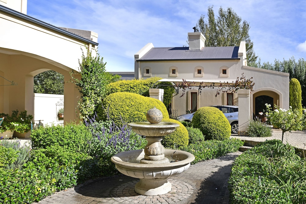 Petit & Grande Plaisir in Paarl, South Africa