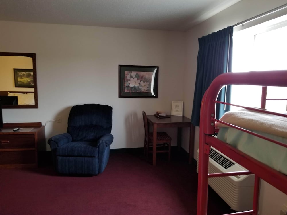 Bilmar Inn & Suites Dell Rapids Near Sioux Falls - photo 30