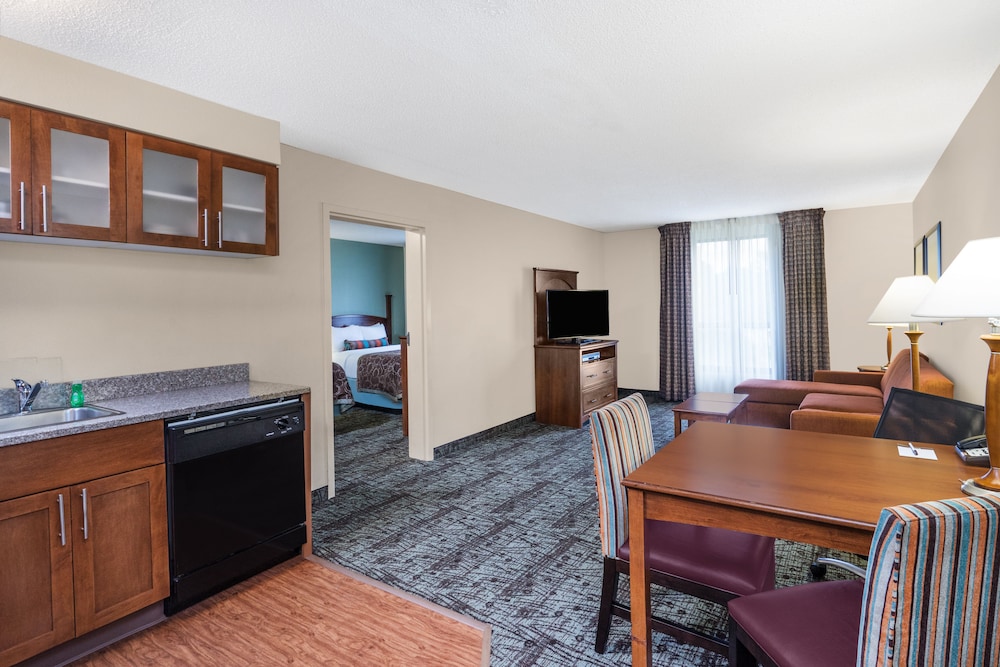Staybridge Suites Memphis Poplar Ave East by IHG - photo 28