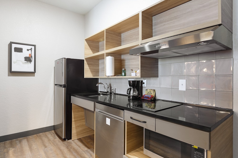 Candlewood Suites San Antonio Schertz by IHG - photo 4