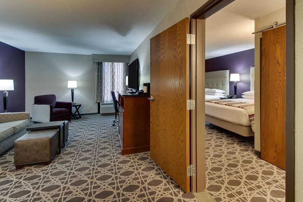 Drury Inn & Suites Poplar Bluff - photo 25