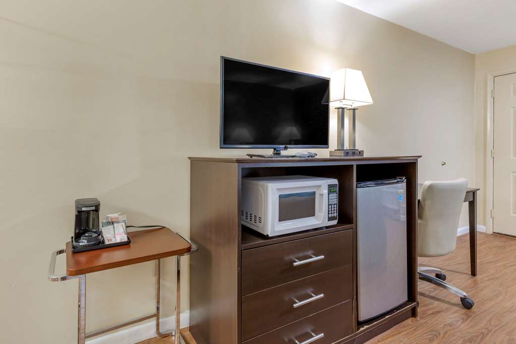 Econo Lodge Woodstock Shenandoah Valley I 81 - photo 15