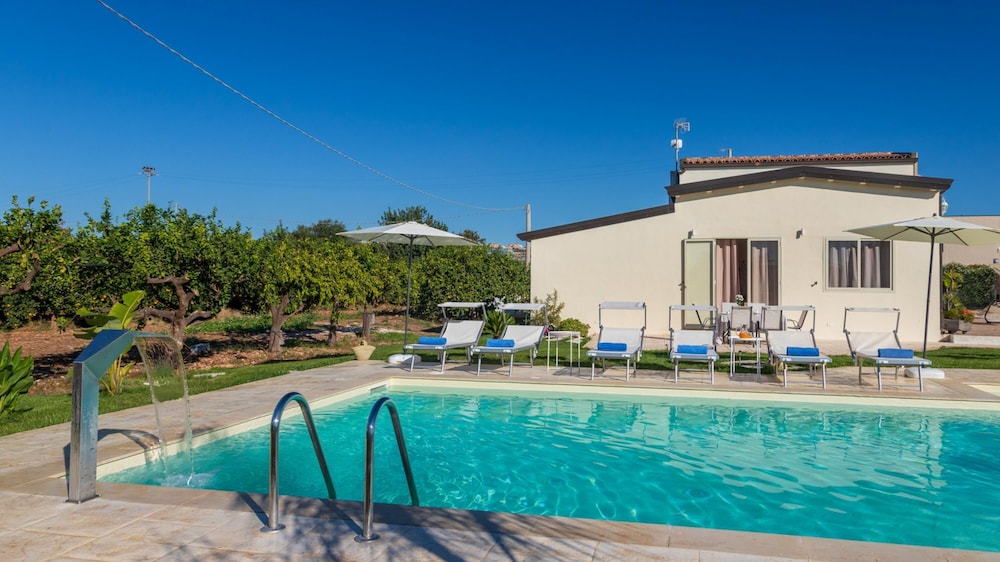 Profumo di Zagara 6 2 Emma Villas — 4-Star Luxury Hotel in Ispica, Italy