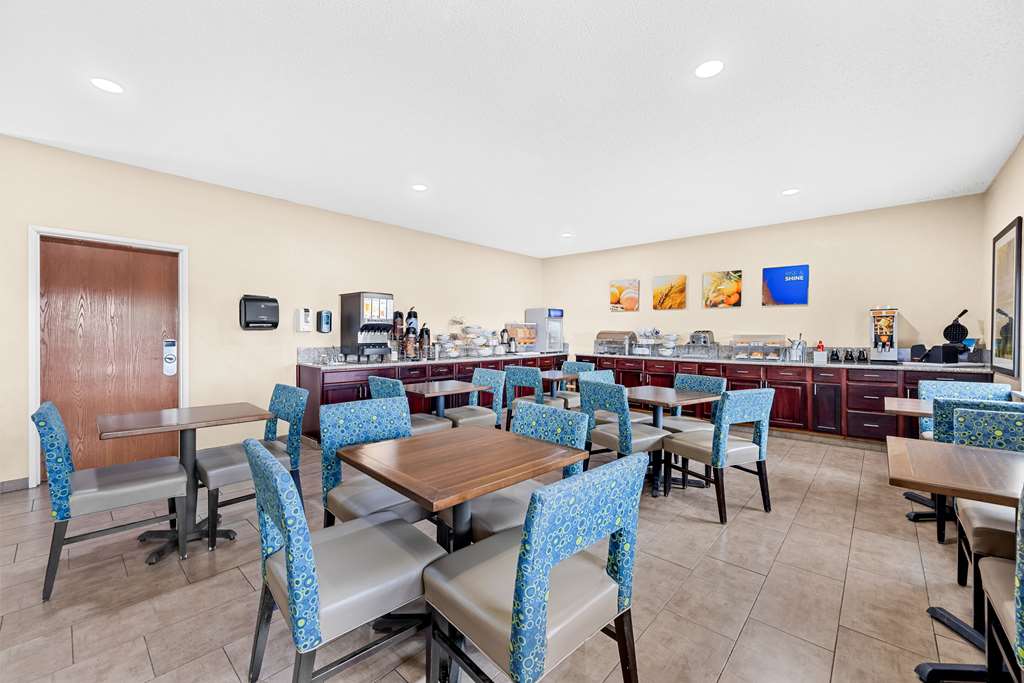 Comfort Inn & Suites Pueblo - photo 62