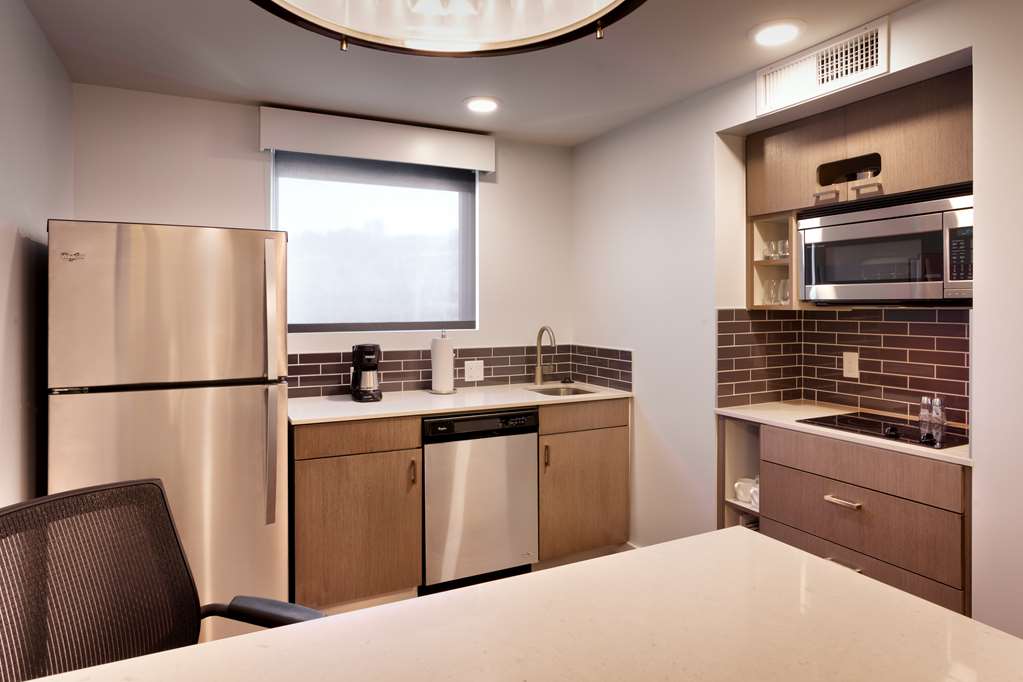 Hyatt House Portland Downtown - photo 14