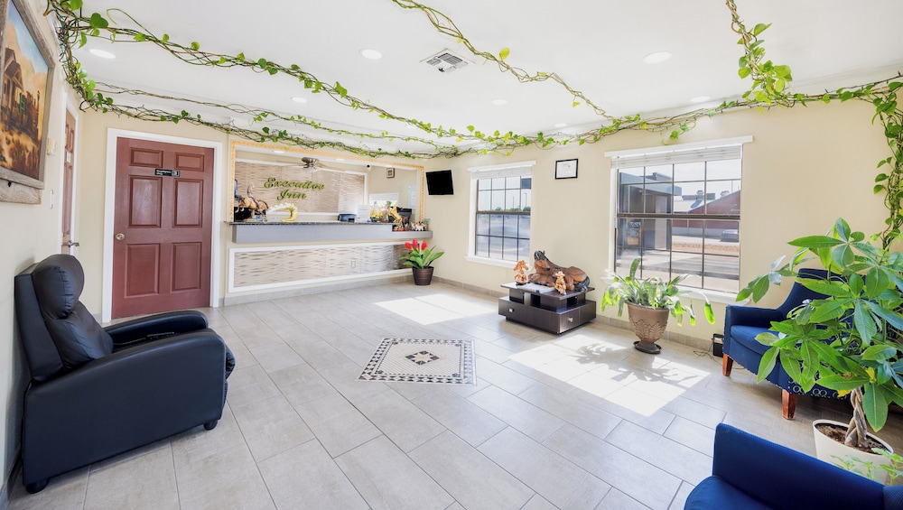 Executive Inn of Hondo - photo 2