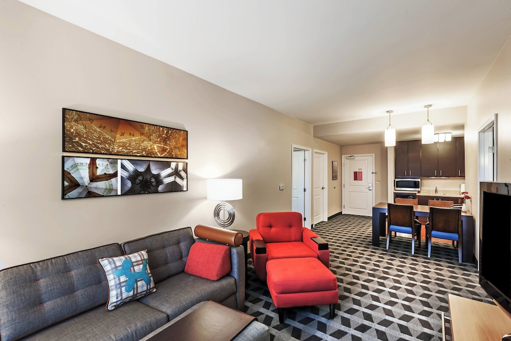 TownePlace Suites by Marriott North Owasso - photo 5