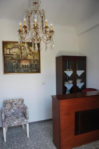 Blen Grand in Berat, Albania