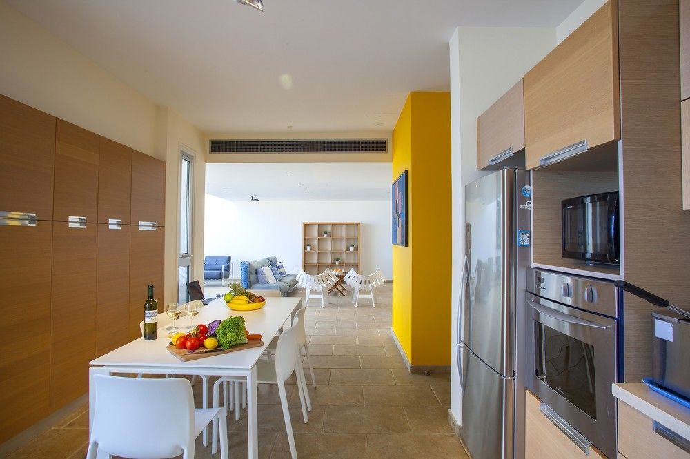Nireas Seafront Villa