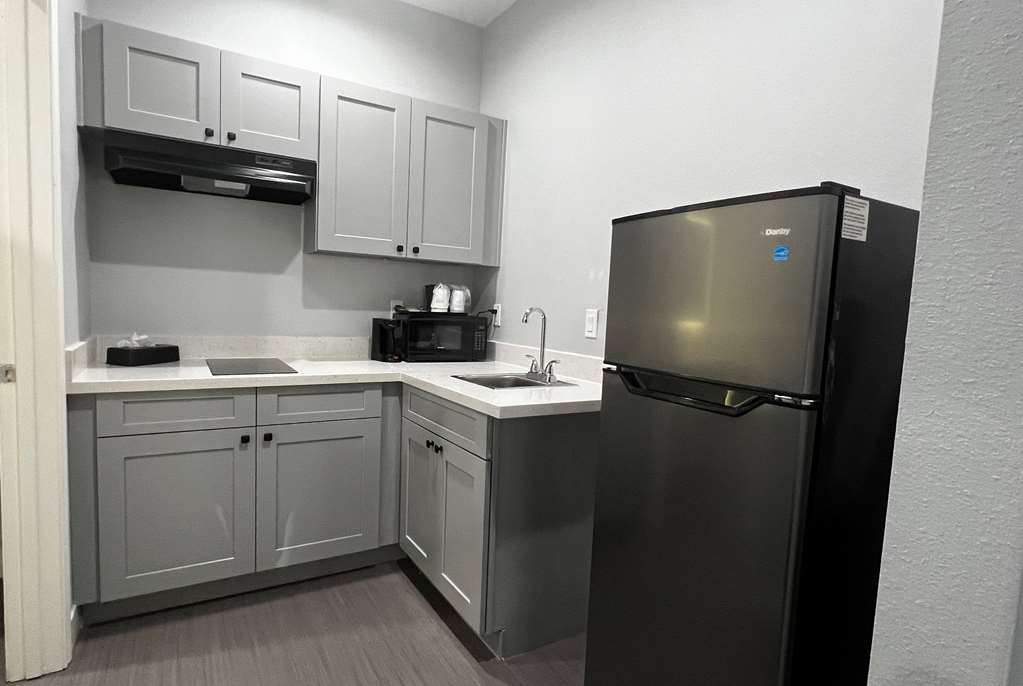 Baymont by Wyndham Freeport Texas - photo 36