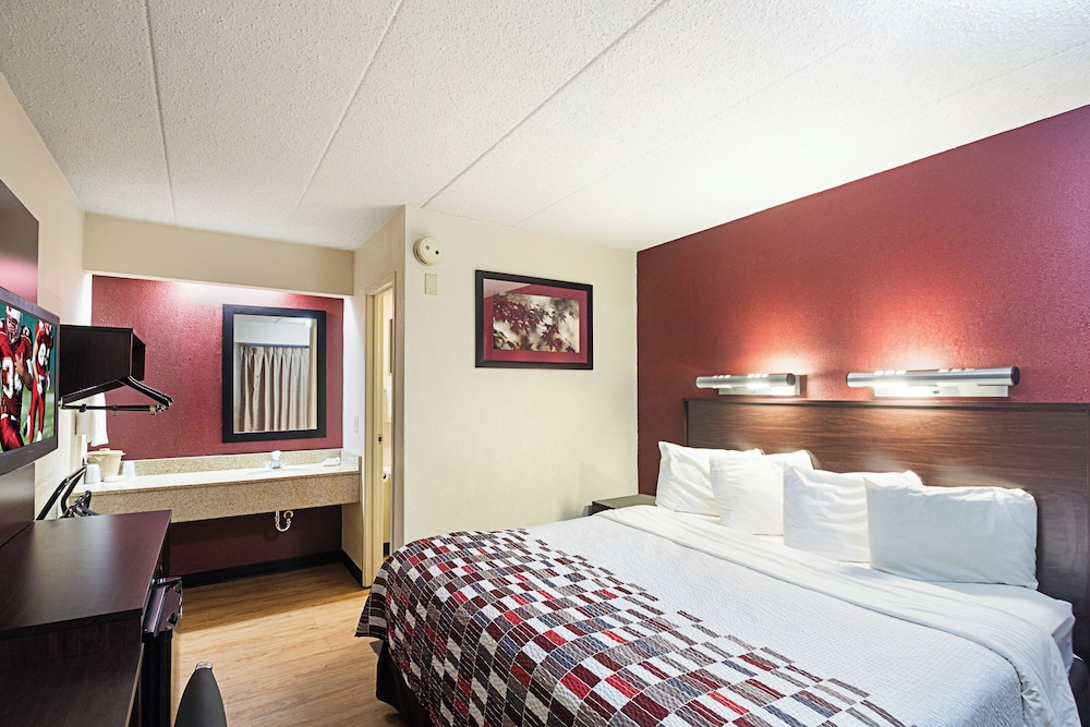 Red Roof Inn Madison WI - photo 10
