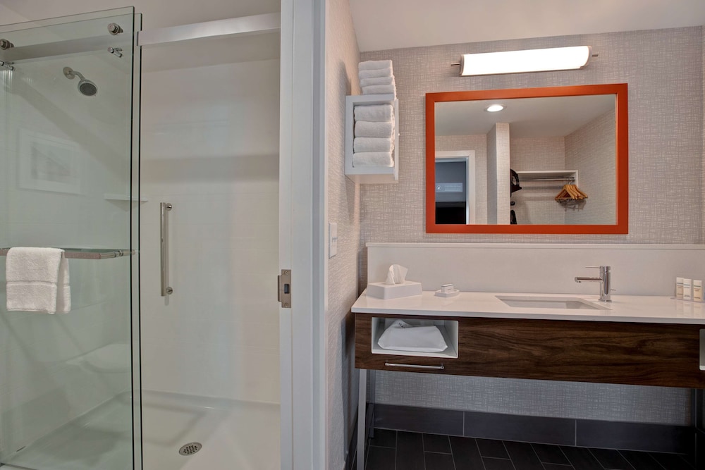 Hampton Inn By Hilton & Suites Deptford NJ - photo 23