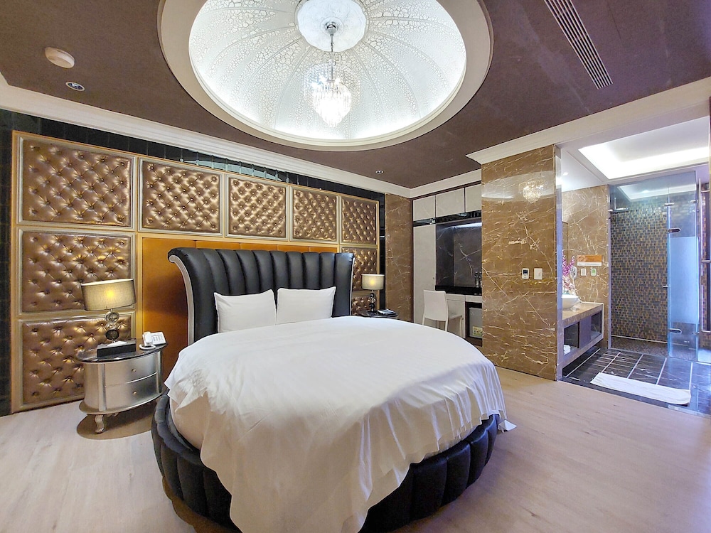 Elysees Motel in Miaoli, Republic of China Taiwan