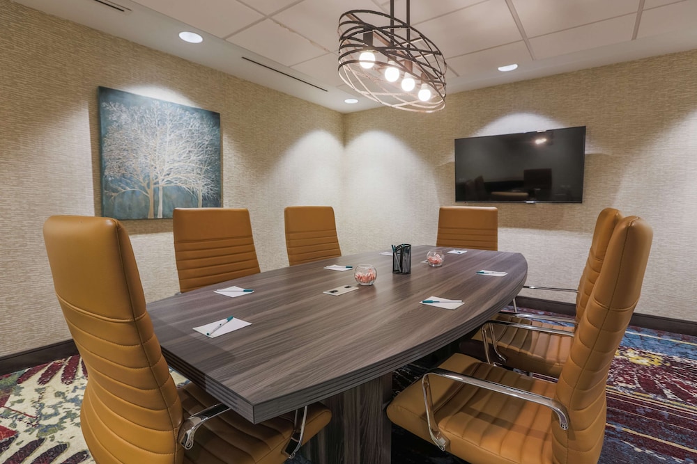 Homewood Suites by Hilton Charleston Historic District - photo 48