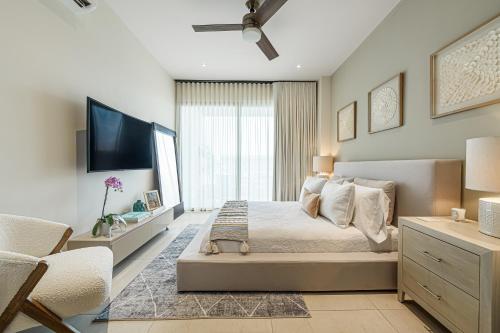 Exquisite Luxury Apartment in Enchanting Los Cabos — 4-Star Luxury Hotel in Cabo San Lucas, Mexico