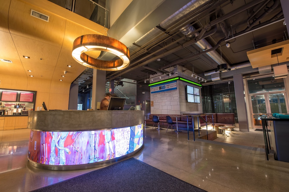 Aloft Chicago O'Hare - photo 2