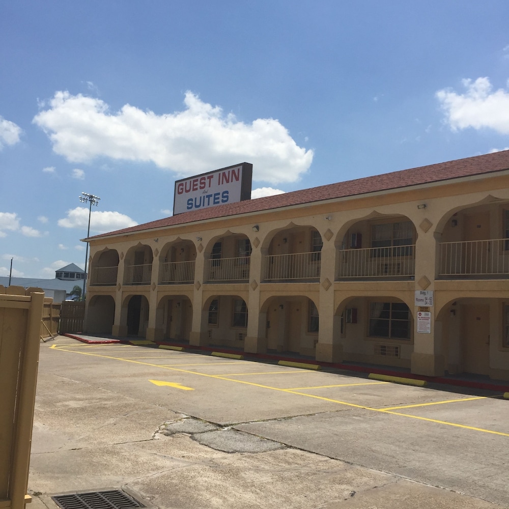 Guest Inn & Suites - photo 26