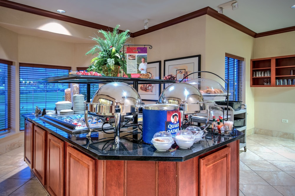 Staybridge Suites Rockford by IHG - photo 35
