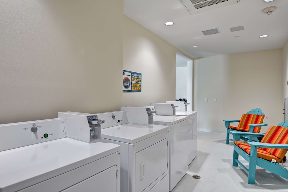 Home2 Suites by Hilton Azusa - photo 30
